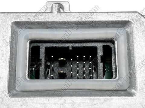 Zoom on the connector of the Xenon ballast for BMW Serie 6 (E63 E64)