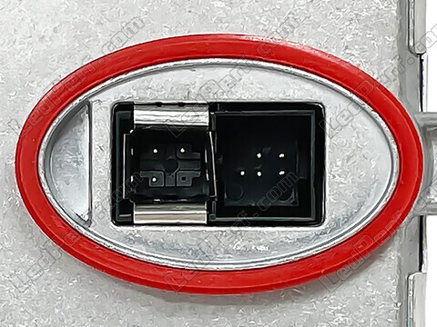 Zoom on the connector of the Xenon ballast for Mercedes A-Class (W176)