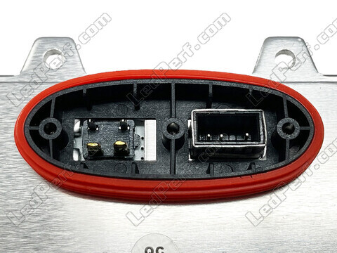 Zoom on the connector of the Xenon ballast for Nissan Qashqai II